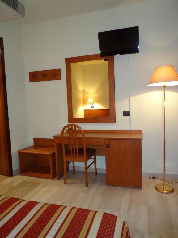 Select 3* Montecchio Emilia